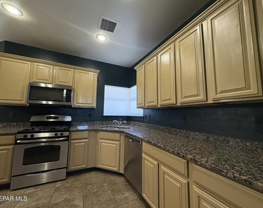 12220 Branell Lane - Photo Thumbnail 9