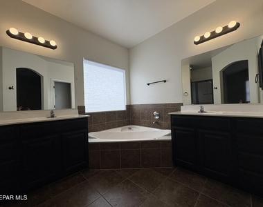 12220 Branell Lane - Photo Thumbnail 33