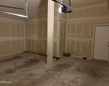 2992 Tierra Limon Drive - Photo Thumbnail 36