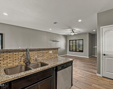 14182 Peyton Edwards Avenue - Photo Thumbnail 6