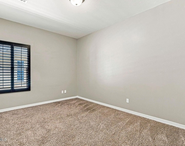 14182 Peyton Edwards Avenue - Photo Thumbnail 17