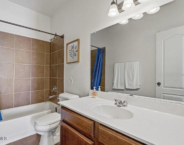 13470 Everingham Street - Photo Thumbnail 14