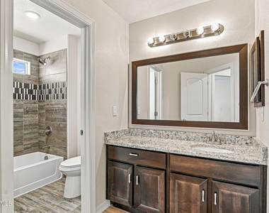 12741 Silver Streak Avenue - Photo Thumbnail 21