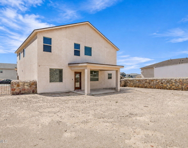 12741 Silver Streak Avenue - Photo Thumbnail 25