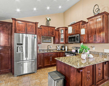 4648 Robert Acosta Drive - Photo Thumbnail 8