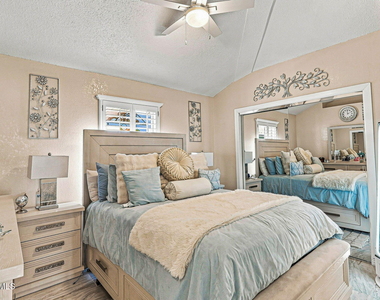 4648 Robert Acosta Drive - Photo Thumbnail 12