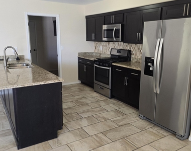 3436 Dana Grey Drive - Photo Thumbnail 7