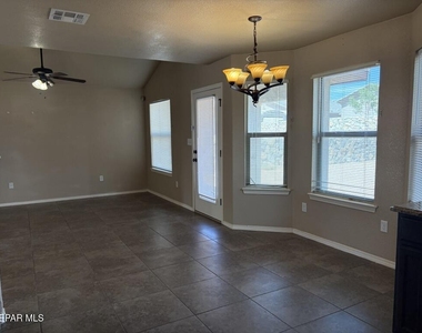 7029 Copper Town Drive - Photo Thumbnail 6