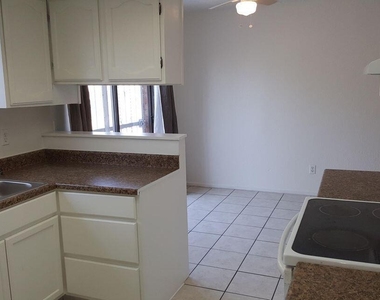 6611 Dawn Drive - Photo Thumbnail 11