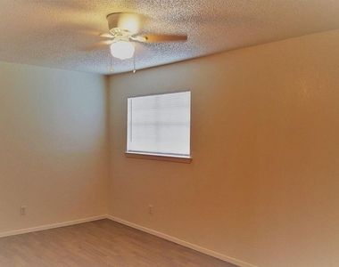 6611 Dawn Drive - Photo Thumbnail 17