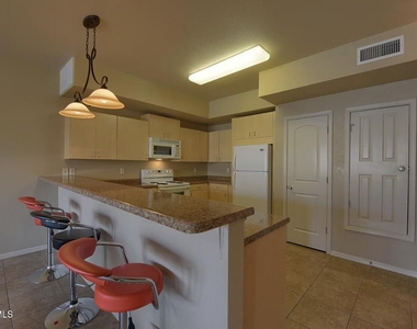 501 E Redd Road - Photo Thumbnail 25