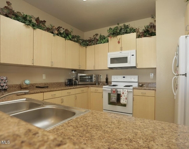 501 E Redd Road - Photo Thumbnail 33