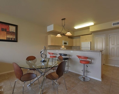 501 E Redd Road - Photo Thumbnail 18
