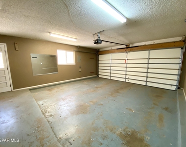 3217 Tomahawk Street - Photo Thumbnail 19