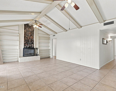 6621 Mesa Grande Avenue - Photo Thumbnail 12
