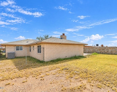 6621 Mesa Grande Avenue - Photo Thumbnail 29