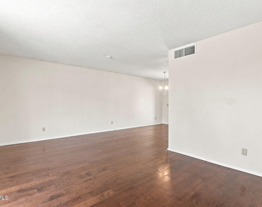 6621 Mesa Grande Avenue - Photo Thumbnail 3