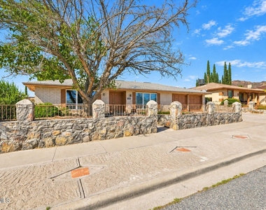6621 Mesa Grande Avenue - Photo Thumbnail 2