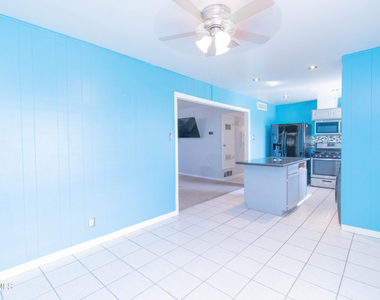 451 Borrett Street - Photo Thumbnail 20