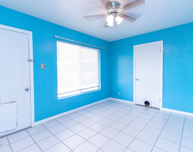 451 Borrett Street - Photo Thumbnail 17