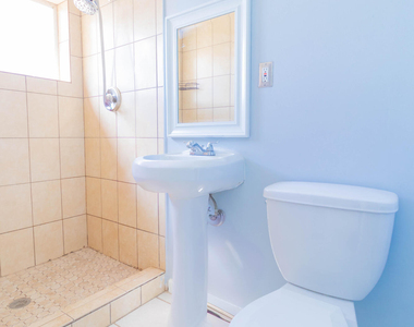 451 Borrett Street - Photo Thumbnail 16