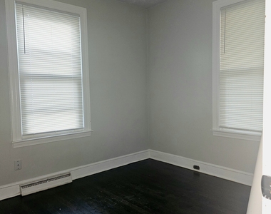 25 Baldwin Street - Photo Thumbnail 5