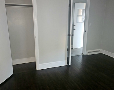 25 Baldwin Street - Photo Thumbnail 4