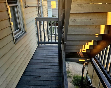 25 Baldwin Street - Photo Thumbnail 13