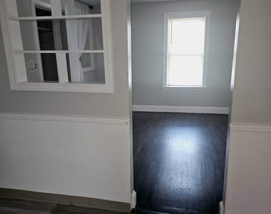 25 Baldwin Street - Photo Thumbnail 10