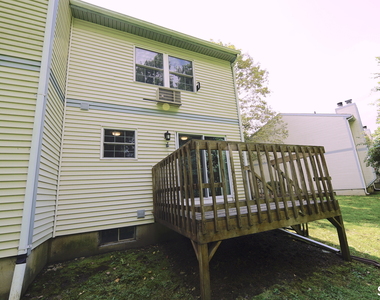 64 Crystal Lane - Photo Thumbnail 13