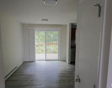64 Crystal Lane - Photo Thumbnail 6