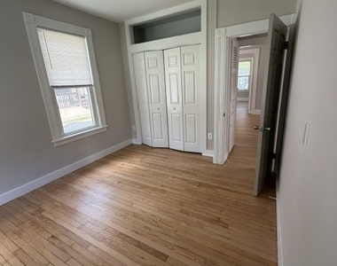 54 Oak Avenue - Photo Thumbnail 12