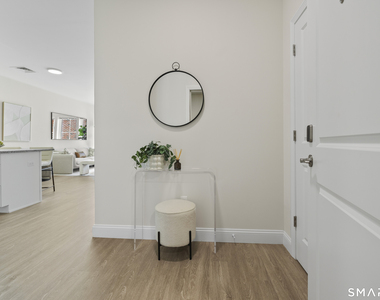 55 Steele Boulevard - Photo Thumbnail 1