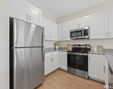 55 Steele Boulevard - Photo Thumbnail 3