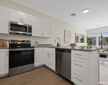 55 Steele Boulevard - Photo Thumbnail 2