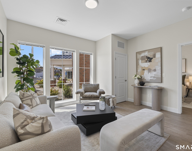55 Steele Boulevard - Photo Thumbnail 9