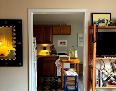 10 East Avenue - Photo Thumbnail 8