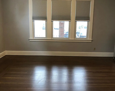 73 Anderson Avenue - Photo Thumbnail 7
