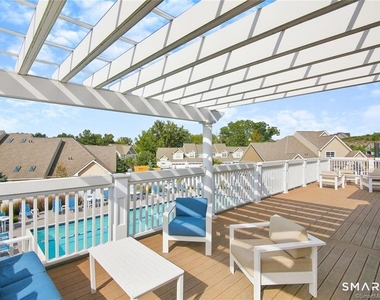 18 Hunting Ridge Lane - Photo Thumbnail 36
