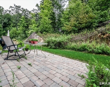 18 Hunting Ridge Lane - Photo Thumbnail 35
