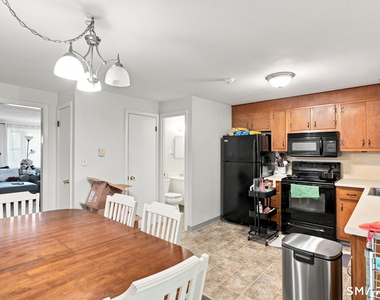 12 Towne House Lane - Photo Thumbnail 9