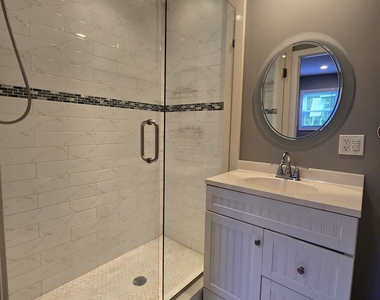 9 Lakeview Avenue - Photo Thumbnail 11