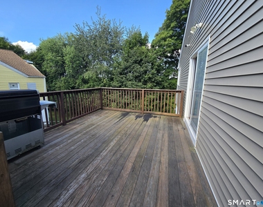 9 Lakeview Avenue - Photo Thumbnail 15