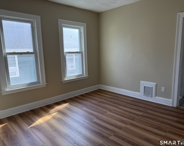 411 Ellis Street - Photo Thumbnail 16