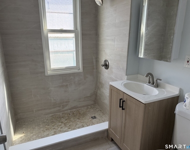 411 Ellis Street - Photo Thumbnail 7