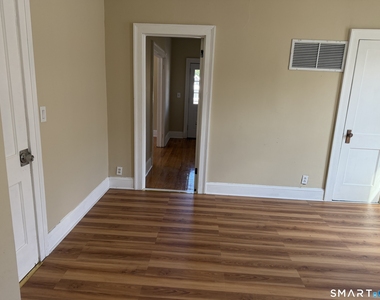 411 Ellis Street - Photo Thumbnail 8