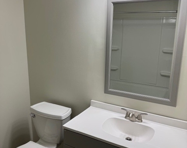 346 South Main Street - Photo Thumbnail 12