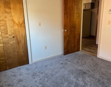 346 South Main Street - Photo Thumbnail 16