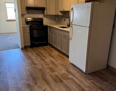 346 South Main Street - Photo Thumbnail 3