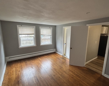133 Prospect Street - Photo Thumbnail 3